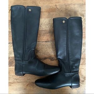 ⬇️ FINAL MARKDOWN Tory Burch flat knee high boots.